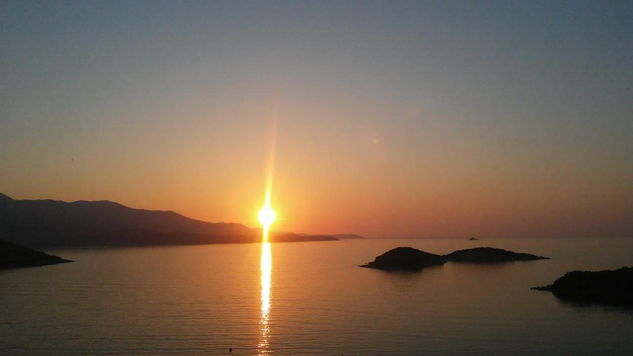 Hotel Majestic Ksamil Eksteriør bilde