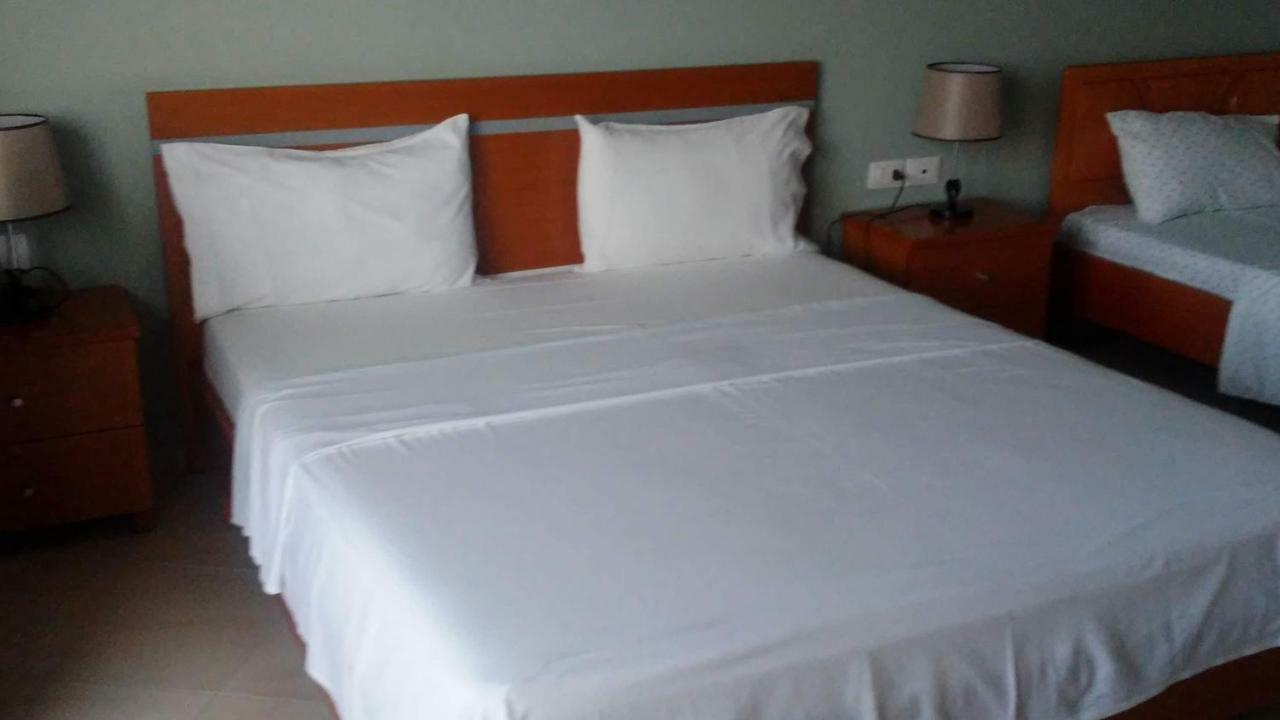 Hotel Majestic Ksamil Eksteriør bilde