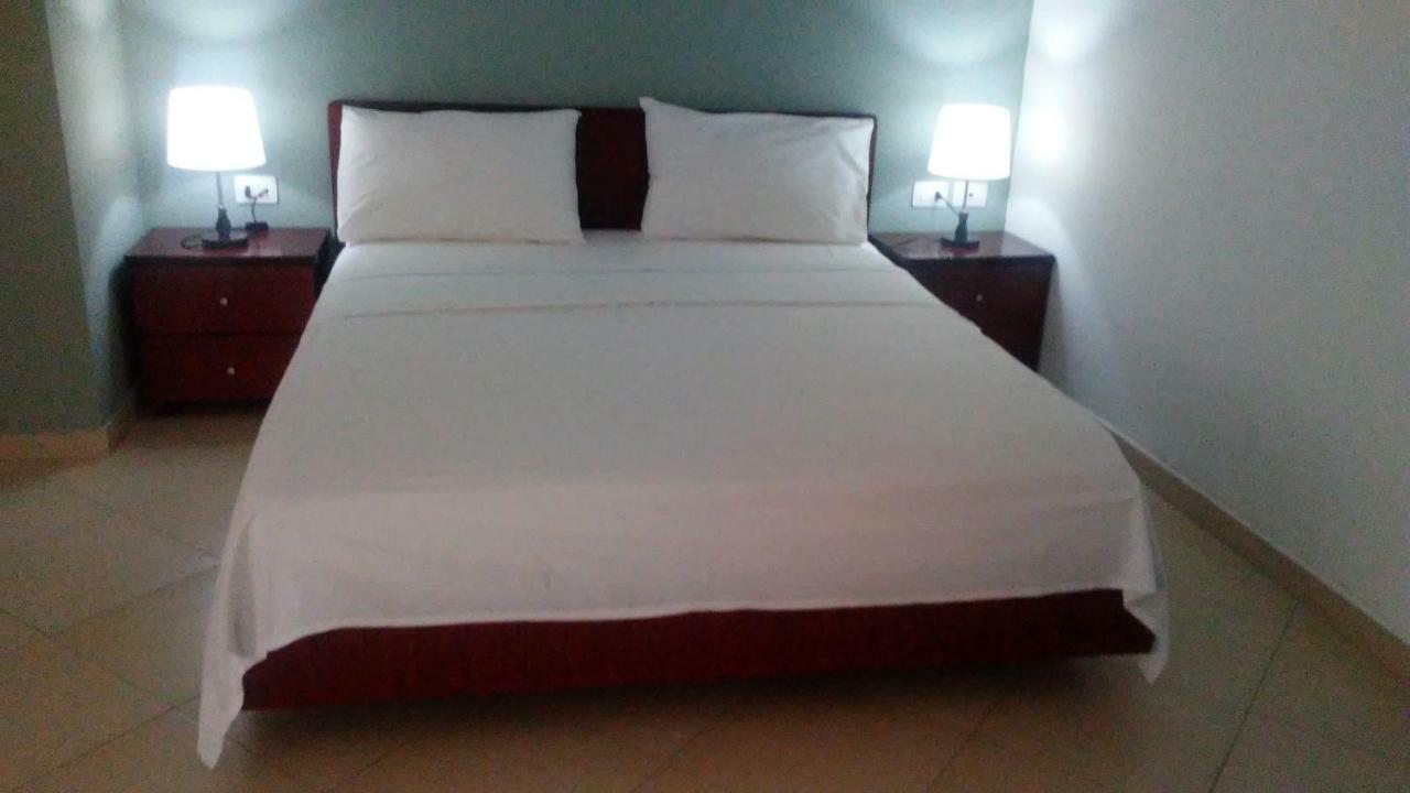 Hotel Majestic Ksamil Eksteriør bilde