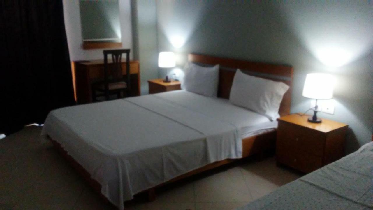 Hotel Majestic Ksamil Eksteriør bilde