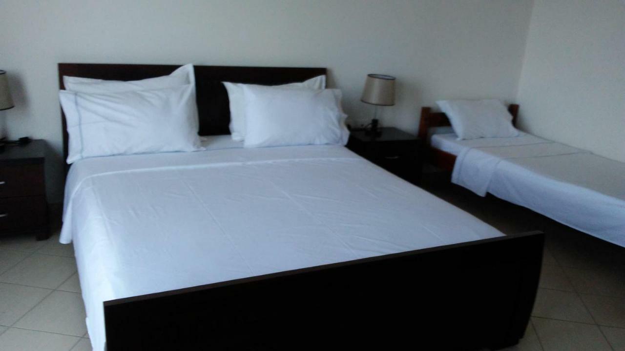 Hotel Majestic Ksamil Eksteriør bilde